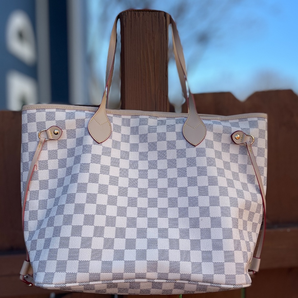 Pink Lily Timeless Style Checkered bag